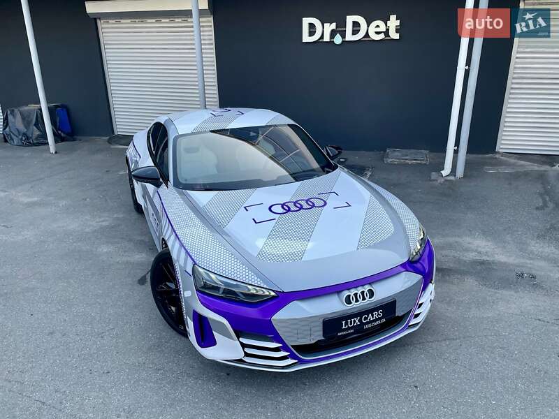Купе Audi RS e-tron GT 2024 в Києві