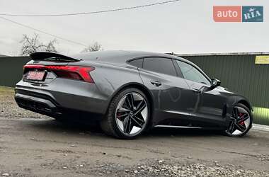 Купе Audi RS e-tron GT 2021 в 