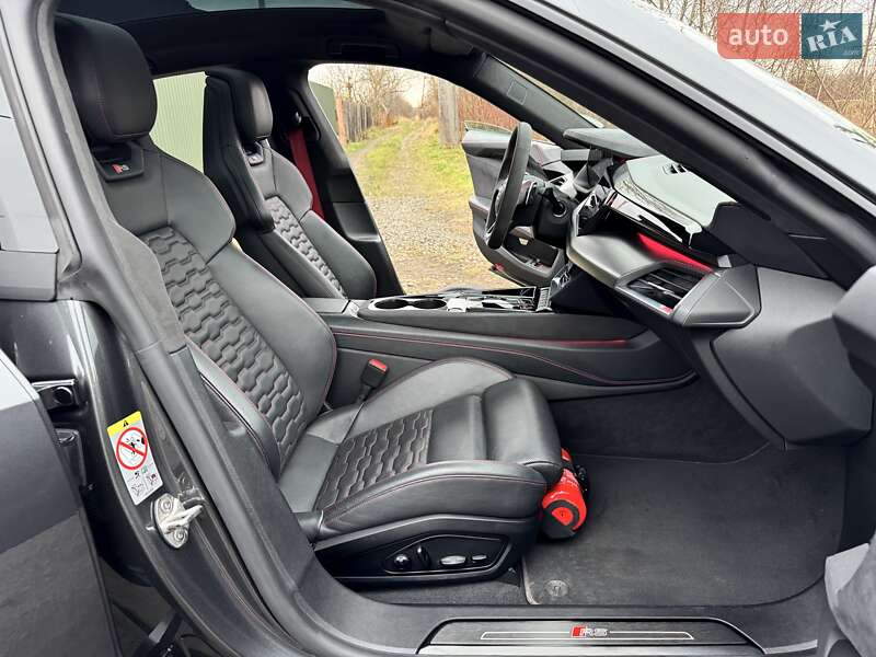 Купе Audi RS e-tron GT 2021 в Києві