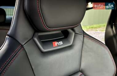 Купе Audi RS e-tron GT 2021 в 
