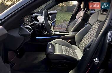 Купе Audi RS e-tron GT 2021 в 
