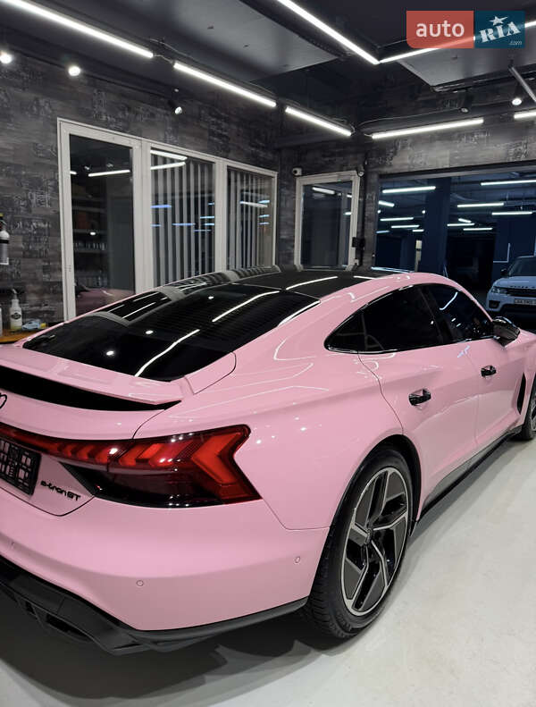 Купе Audi RS e-tron GT 2022 в Києві