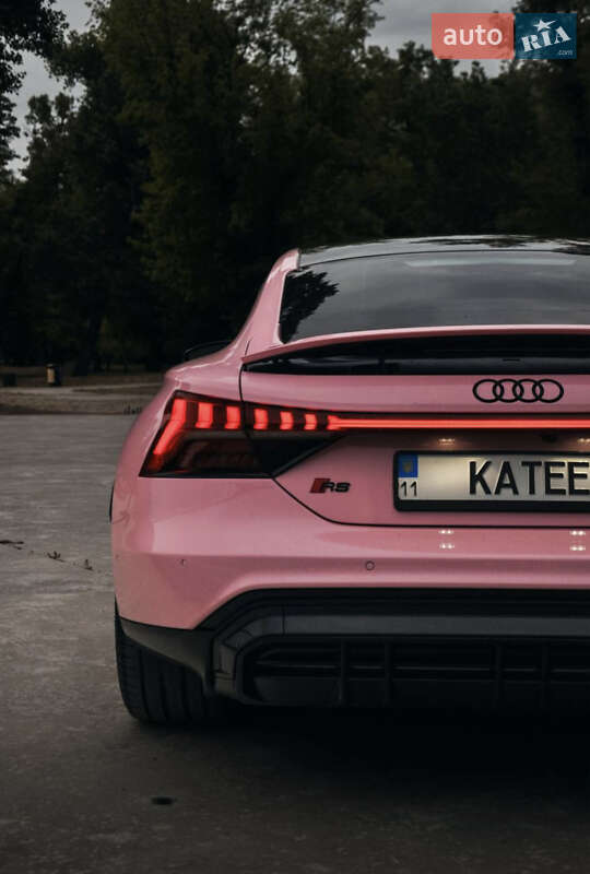 Купе Audi RS e-tron GT 2022 в Києві