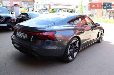 Купе Audi RS e-tron GT 2022 в 