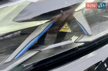 Купе Audi RS e-tron GT 2021 в 