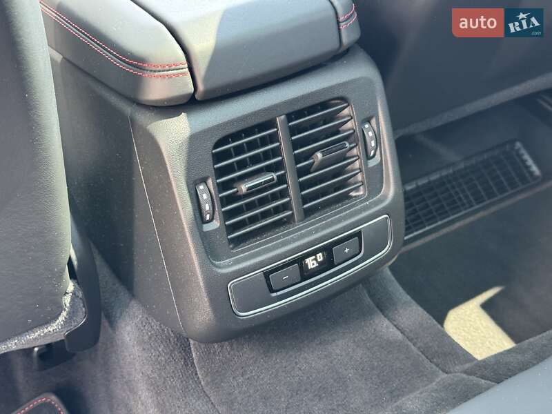Купе Audi RS e-tron GT 2022 в Черновцах