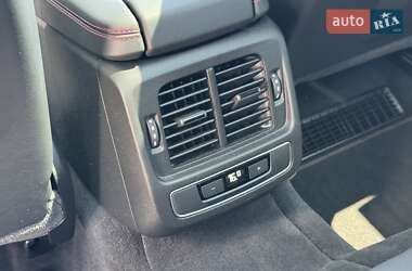 Купе Audi RS e-tron GT 2022 в 