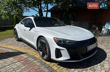 Купе Audi RS e-tron GT 2021 в 