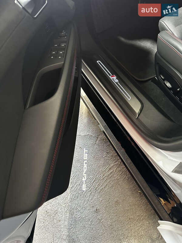 Купе Audi RS e-tron GT 2021 в Стрые