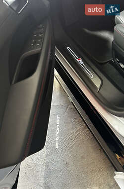 Купе Audi RS e-tron GT 2021 в 