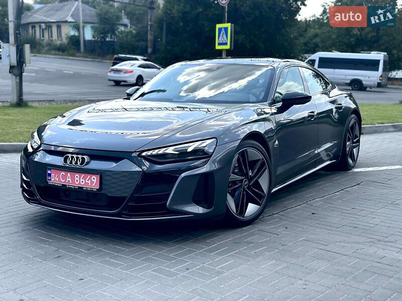 Купе Audi RS e-tron GT 2023 в Дніпрі