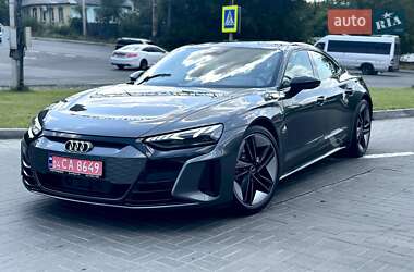 Купе Audi RS e-tron GT 2023 в 
