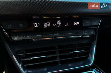 Купе Audi RS e-tron GT 2022 в 