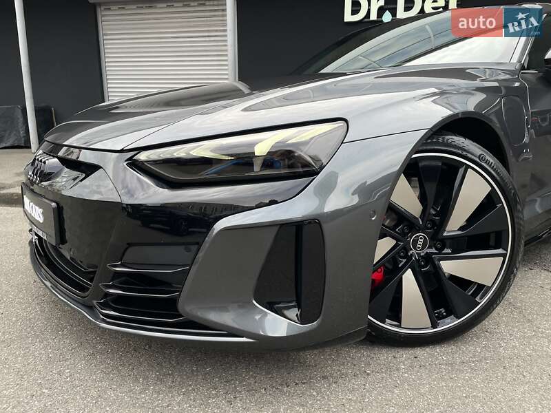 Купе Audi RS e-tron GT 2022 в Києві