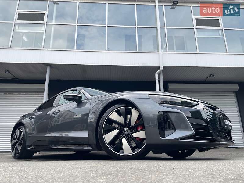 Купе Audi RS e-tron GT 2022 в Києві