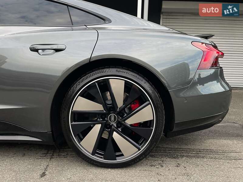 Купе Audi RS e-tron GT 2022 в Києві