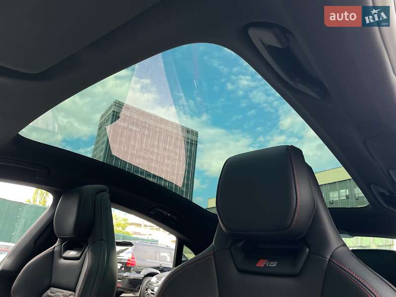Купе Audi RS e-tron GT 2022 в Києві
