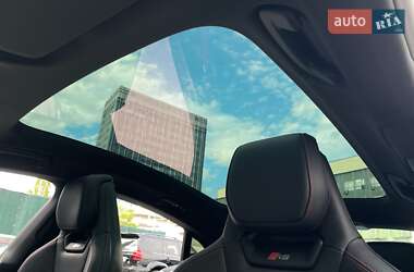 Купе Audi RS e-tron GT 2022 в 