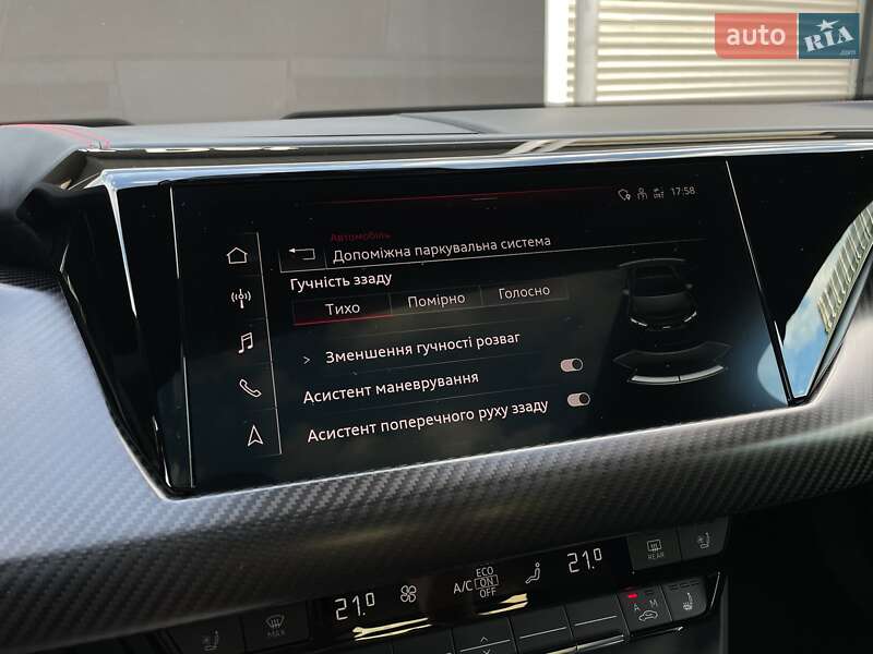 Купе Audi RS e-tron GT 2022 в Києві