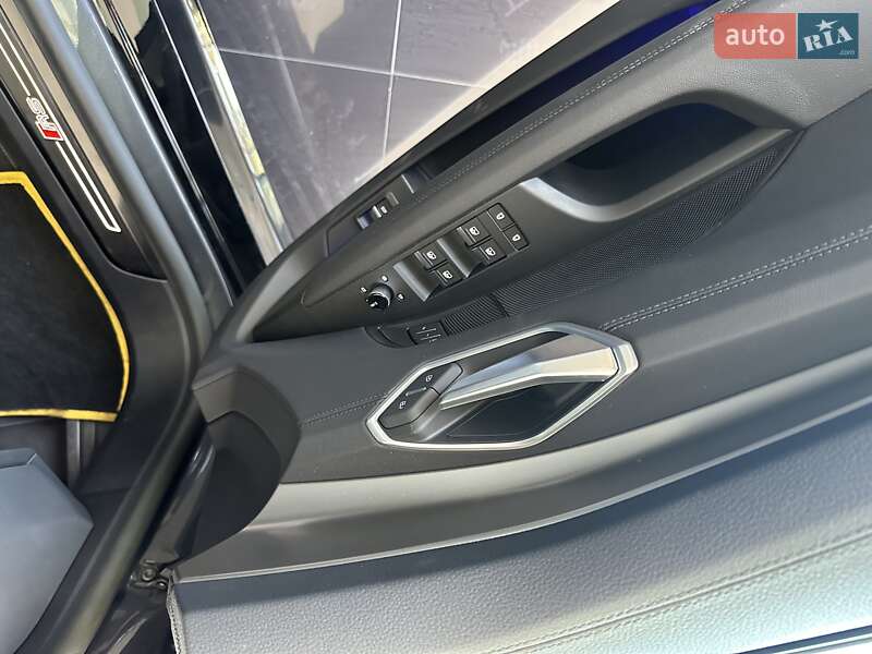 Купе Audi RS e-tron GT 2023 в Дніпрі