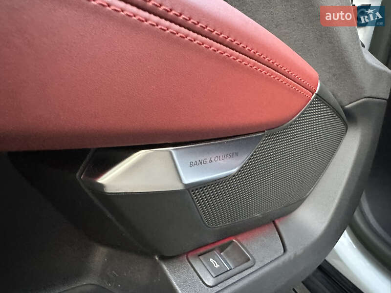 Купе Audi RS e-tron GT 2022 в Дніпрі