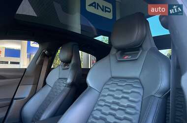 Купе Audi RS e-tron GT 2023 в 
