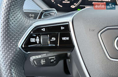 Купе Audi RS e-tron GT 2021 в 