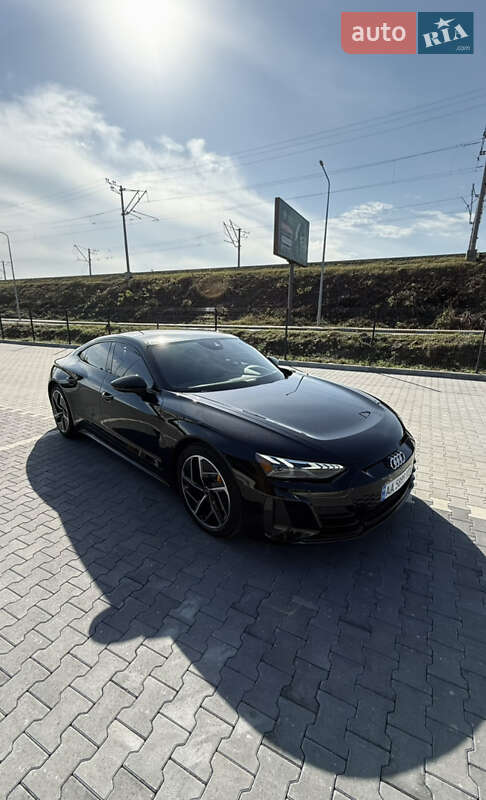 Купе Audi RS e-tron GT 2024 в Києві фото 8 Купе Audi RS e-tron GT 2024 в Києві