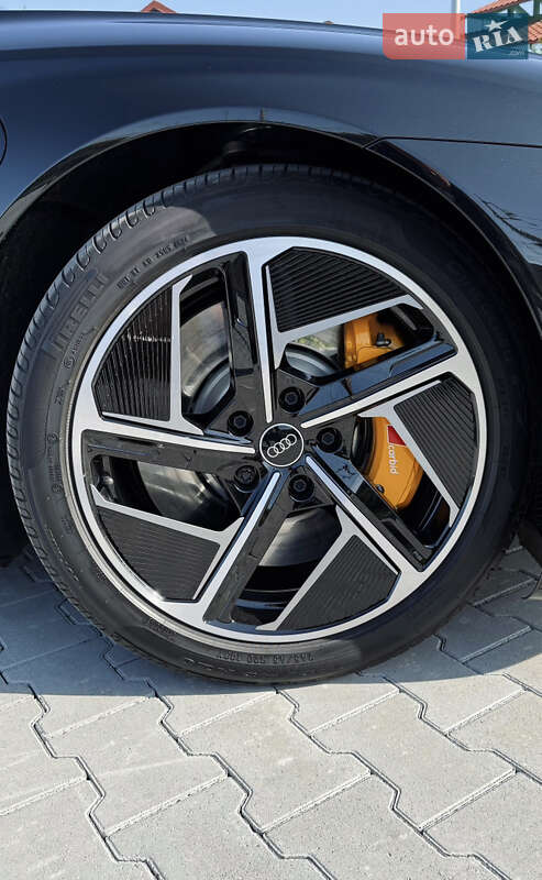 Купе Audi RS e-tron GT 2024 в Києві фото 13 Купе Audi RS e-tron GT 2024 в Києві
