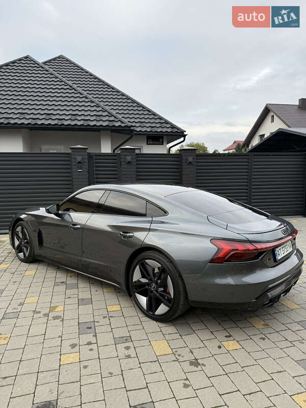 Купе Audi RS e-tron GT 2021 в Коломиї