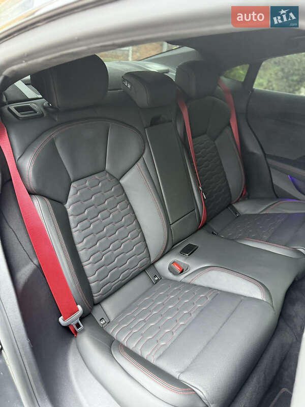 Купе Audi RS e-tron GT 2021 в Коломиї