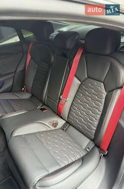 Купе Audi RS e-tron GT 2021 в 