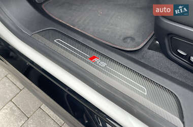 Купе Audi RS e-tron GT 2021 в 