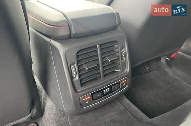 Купе Audi RS e-tron GT 2021 в 