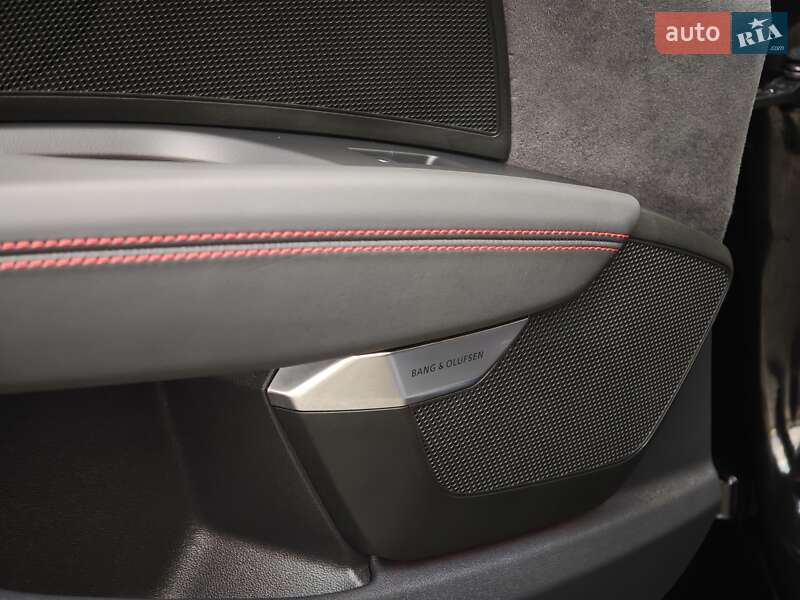 Купе Audi RS e-tron GT 2023 в Луцьку фото 55 Купе Audi RS e-tron GT 2023 в Луцьку