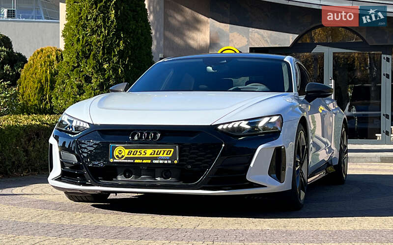 Купе Audi RS e-tron GT 2021 в Львові