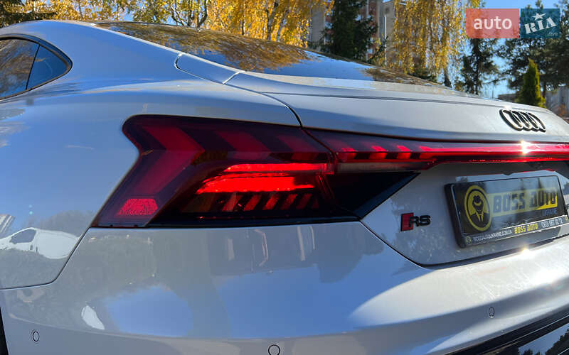 Купе Audi RS e-tron GT 2021 в Львові