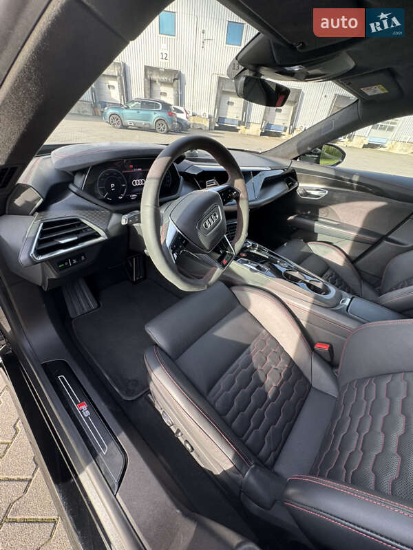 Купе Audi RS e-tron GT 2021 в Киеве фото 8 Купе Audi RS e-tron GT 2021 в Киеве