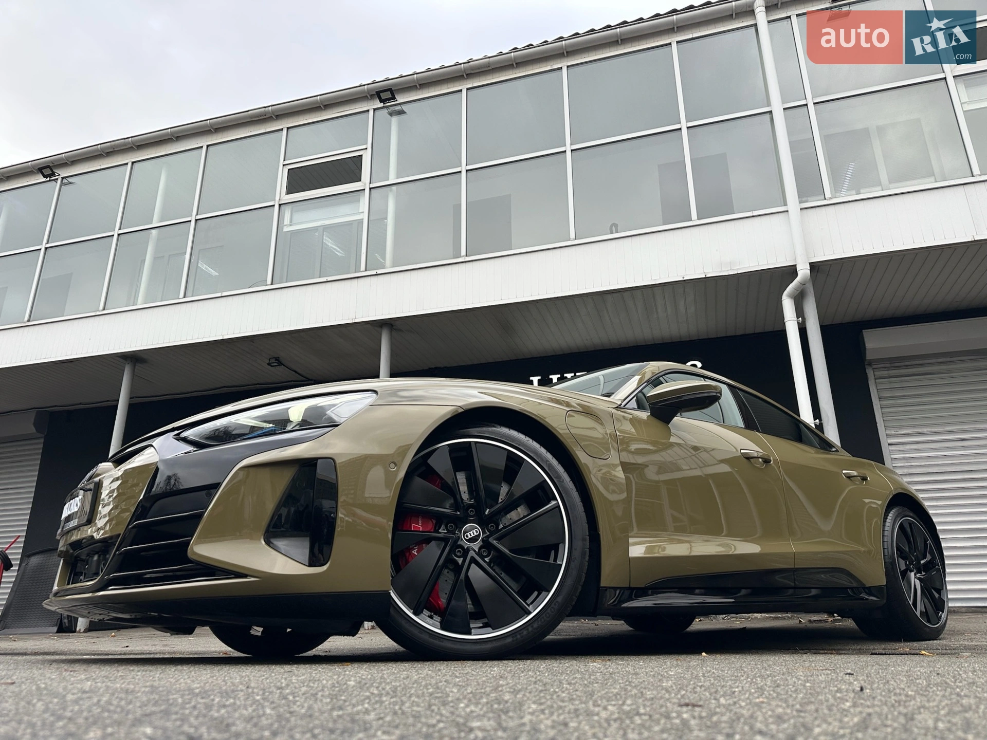 2021 Audi RS e-tron GT - мініатюра 12