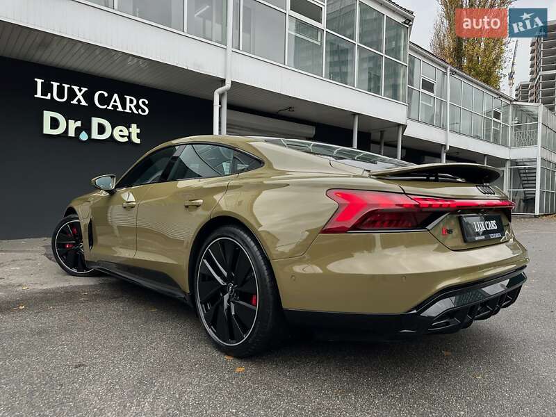 Купе Audi RS e-tron GT 2021 в Киеве фото 40 Купе Audi RS e-tron GT 2021 в Киеве