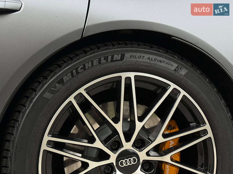 Купе Audi RS e-tron GT 2021 в Киеве