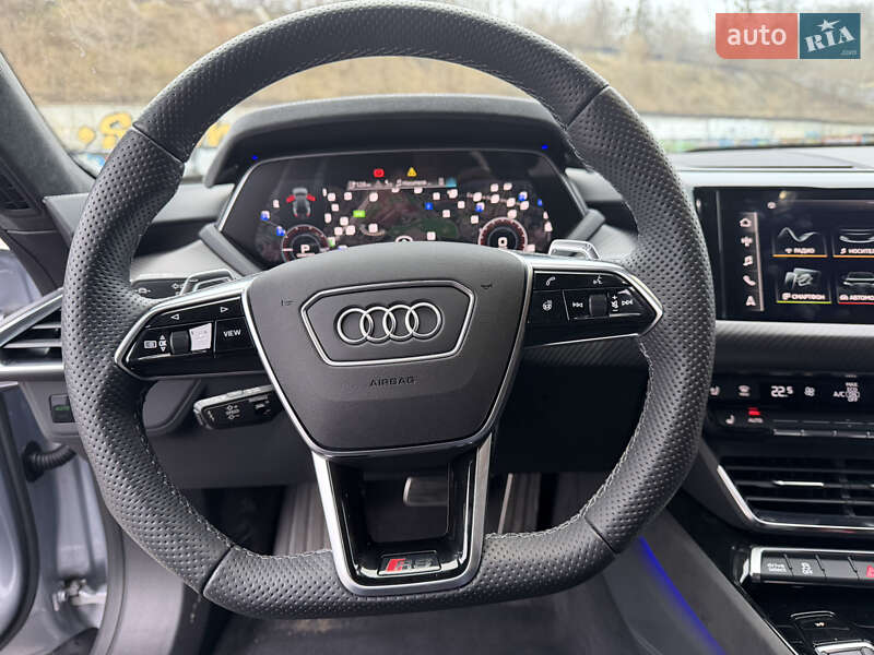 Купе Audi RS e-tron GT 2022 в Києві