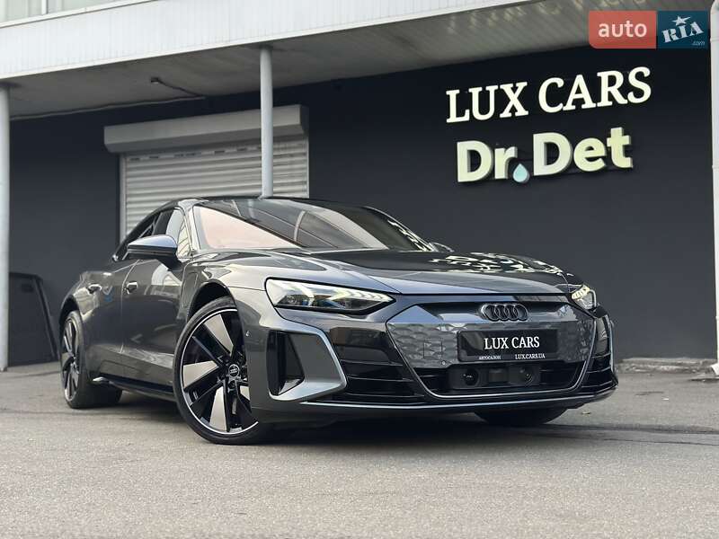 Купе Audi RS e-tron GT 2023 в Киеве