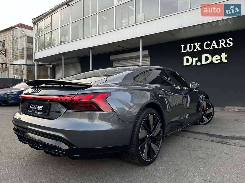Купе Audi RS e-tron GT 2023 в Киеве