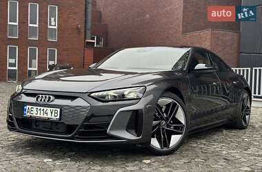 Купе Audi RS e-tron GT 2023 в Дніпрі
