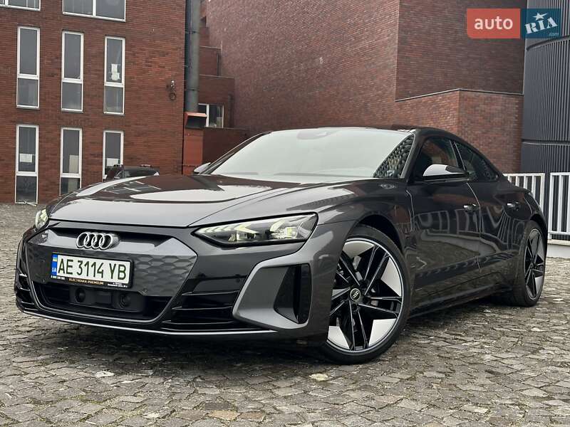 Купе Audi RS e-tron GT 2023 в Днепре