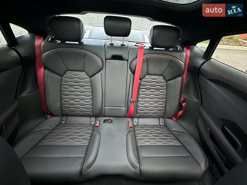 Купе Audi RS e-tron GT 2022 в Києві