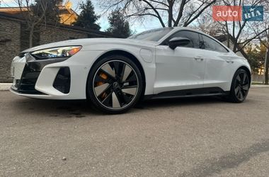 Купе Audi RS e-tron GT 2022 в Дніпрі