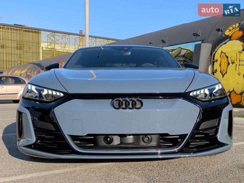 Купе Audi RS e-tron GT 2024 в Киеве
