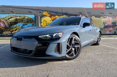 Купе Audi RS e-tron GT 2024 в Киеве